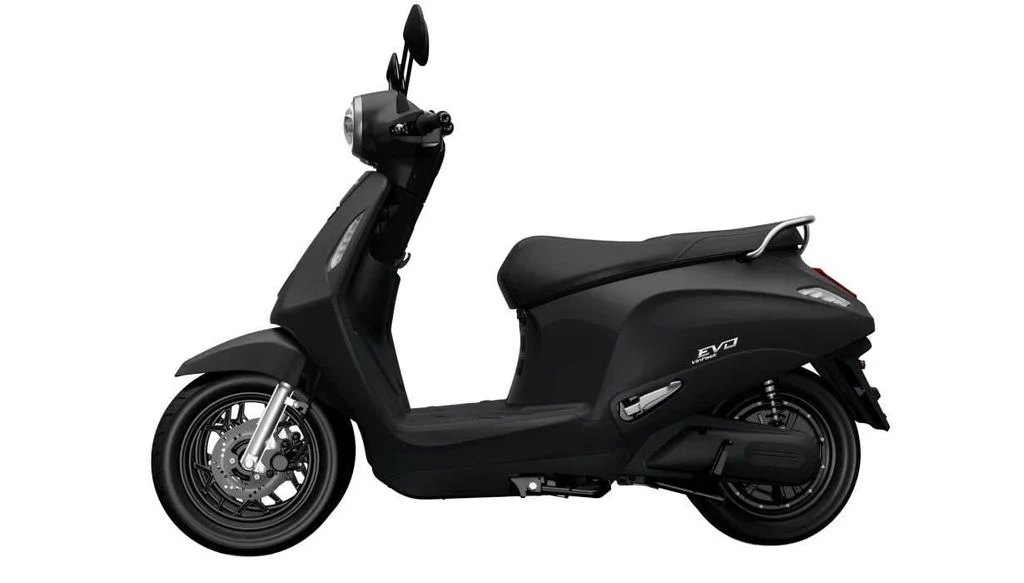 Thuê xe máy điện VinFast Evo Max tại Đà Nẵng (Yêu cầu có bằng lái xe)