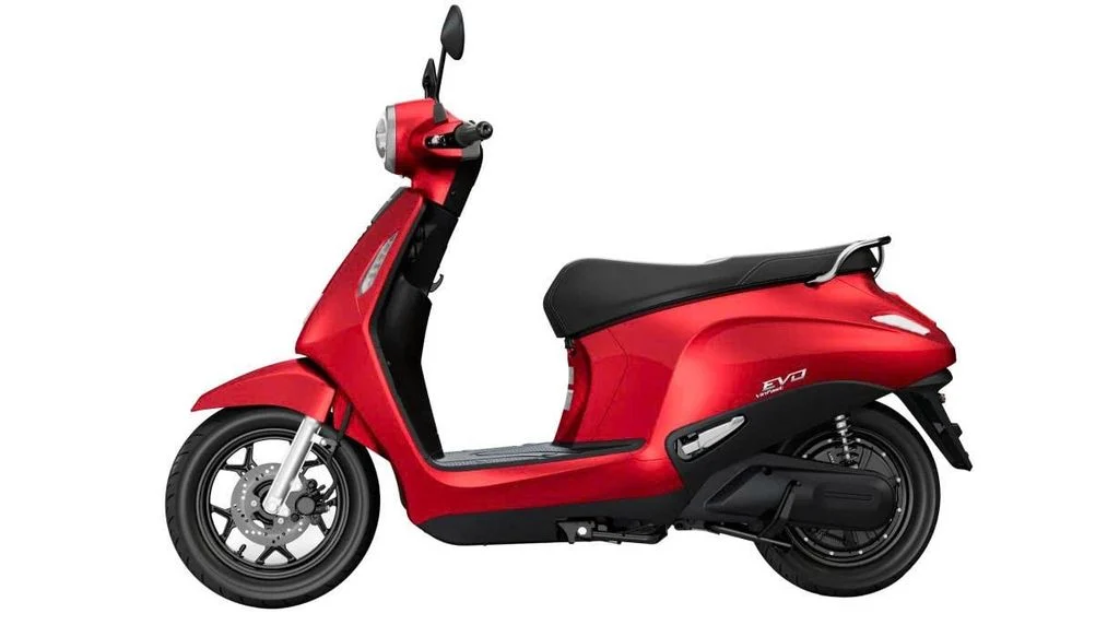 Thuê xe máy điện VinFast Evo Max tại Hà Nội (Yêu cầu có bằng lái xe)