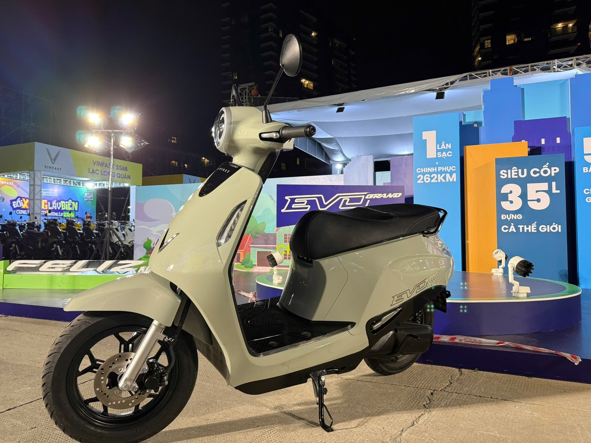 VinFast Evo Grand thực tế tại sự kiện