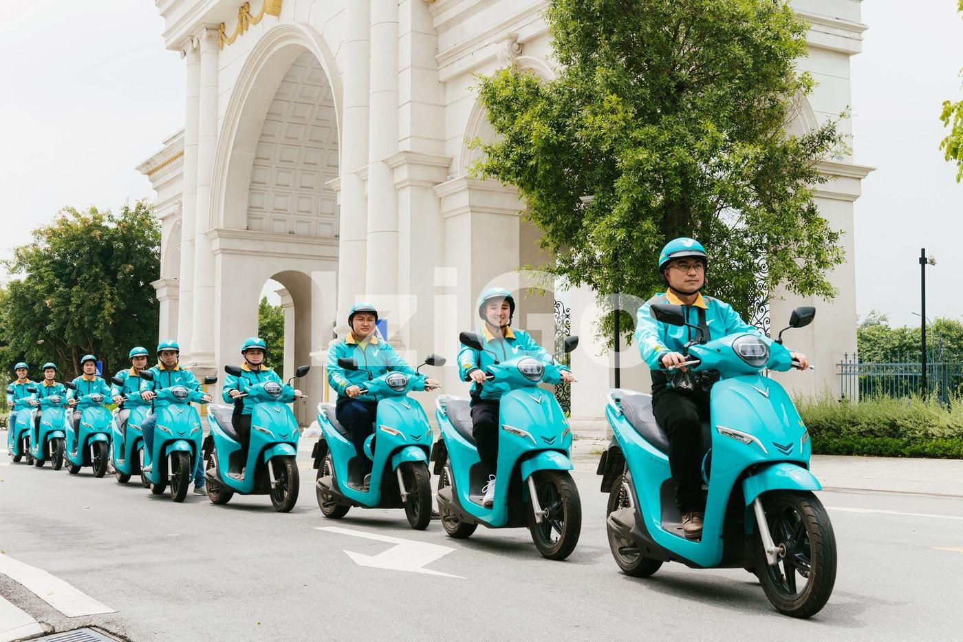 "Thuê Xe Máy Điện Tại Cầu Giấy 2026: Giá Từ 130.000đ/Ngày, Giao Tận Nơi"